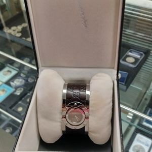 Women's brand new in box Gucci watch